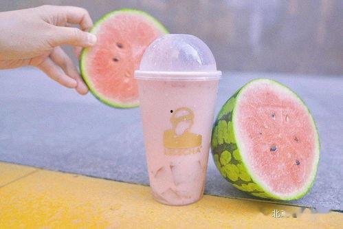 吃瓜最火音乐,揭秘“吃瓜最火音乐”背后的故事