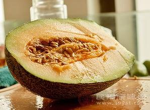 每天吃一块哈密瓜的好处,哈密瓜的五大益处揭秘