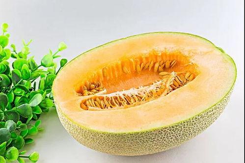 生剥吃瓜,尽享夏日清新滋味