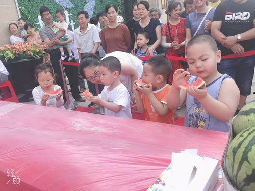 超帅吃瓜群众视频,揭秘热门视频背后的故事